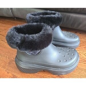 NEW CROCS Stomp Faux Fur Trim Lined Boots Unisex M10/W10l2 208718 Black Winter